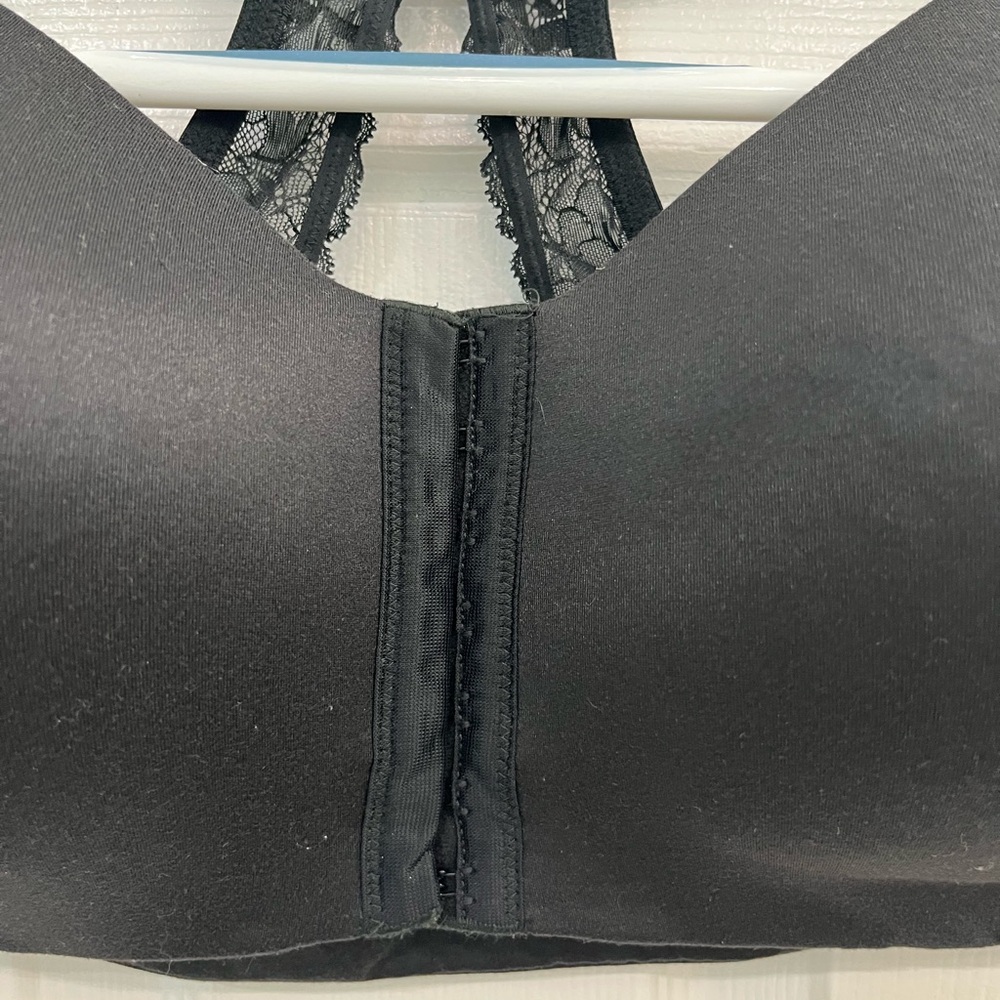 Cacique Lane Bryant Black Satin Lace Front Closure Racerback Women's Plus Bra - Picture 2 of 9